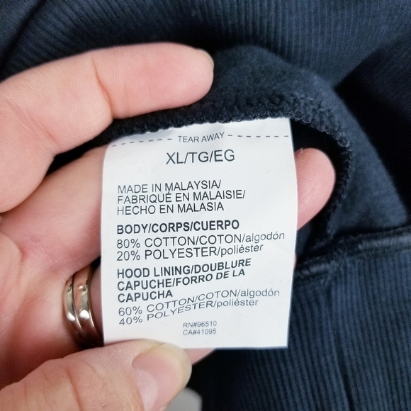 Under Armour Black Hooded Sweatshirt NWT, size XL - Picture 8 of 8